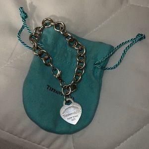 Return To Tiffany Heart Tag Charm Bracelet in Silver
